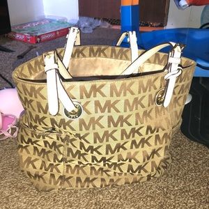 Micheal Kors bag